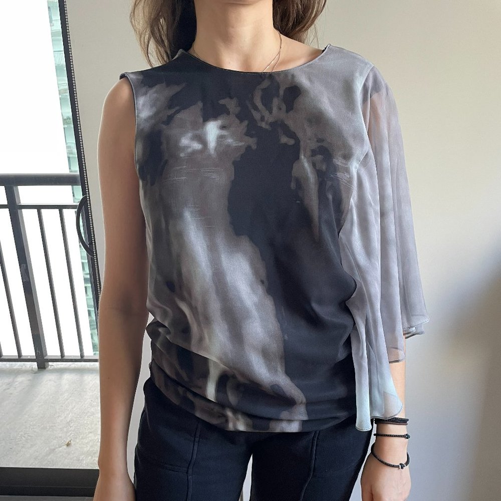 Half sleeveless/sleeve printed shirt